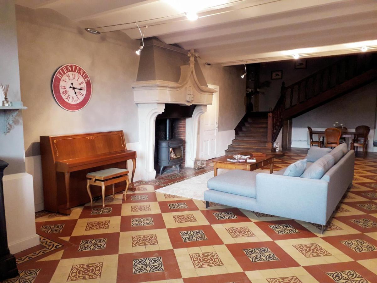 La Tourelle De Chevignat Panzió Courmangoux Kültér fotó